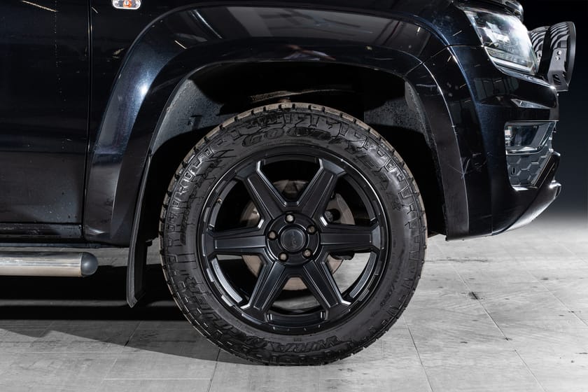 Bilde 5 av Volkswagen Amarok DoubleCab 2.9t 3.0TDI 258Hk V6 4M Highline Webasto Krok Knastedekk+++