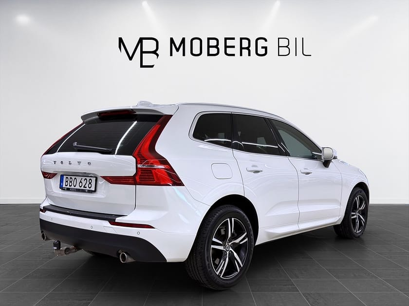 Bild 5 av Volvo XC60 B4 AWD 197hk Momentum Advance H/K Drag B-Kamera