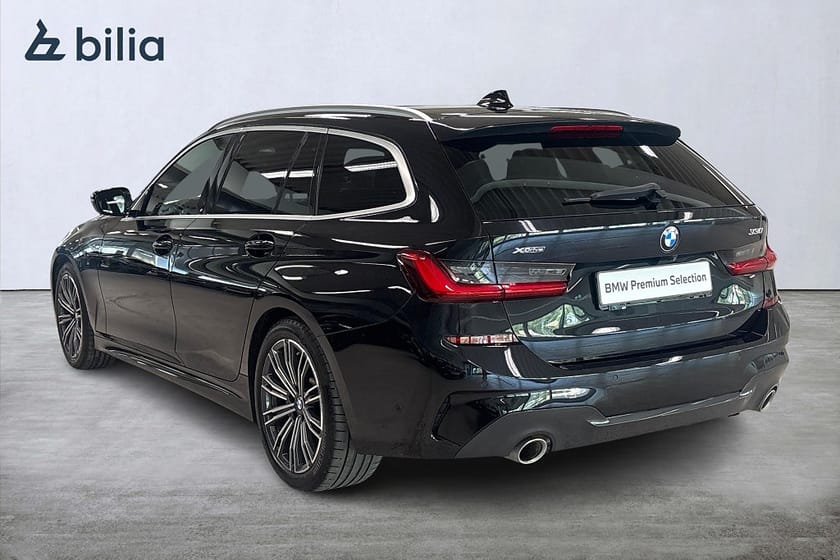 Bild 2 av BMW 3-serie 330i xDrive Touring M-Sport | Drag | Värmare | Rattv. | HiFi