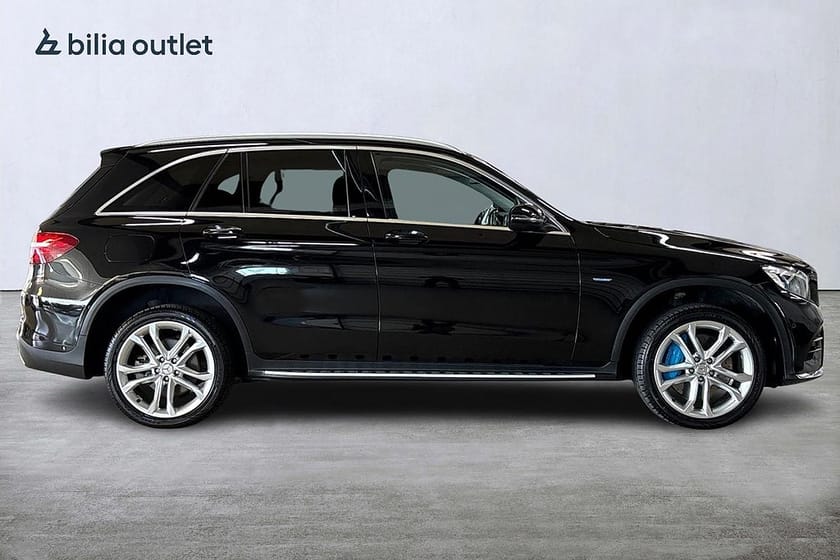 Bild 5 av Mercedes-Benz GLC 350 e 4MATIC AMG 327hk Panorama Navi Drag Backkamera