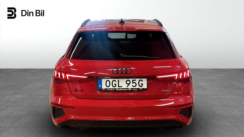 Bild 5 av Audi A3 Sportback 40 TFSI quattro S LINE 190 HK S