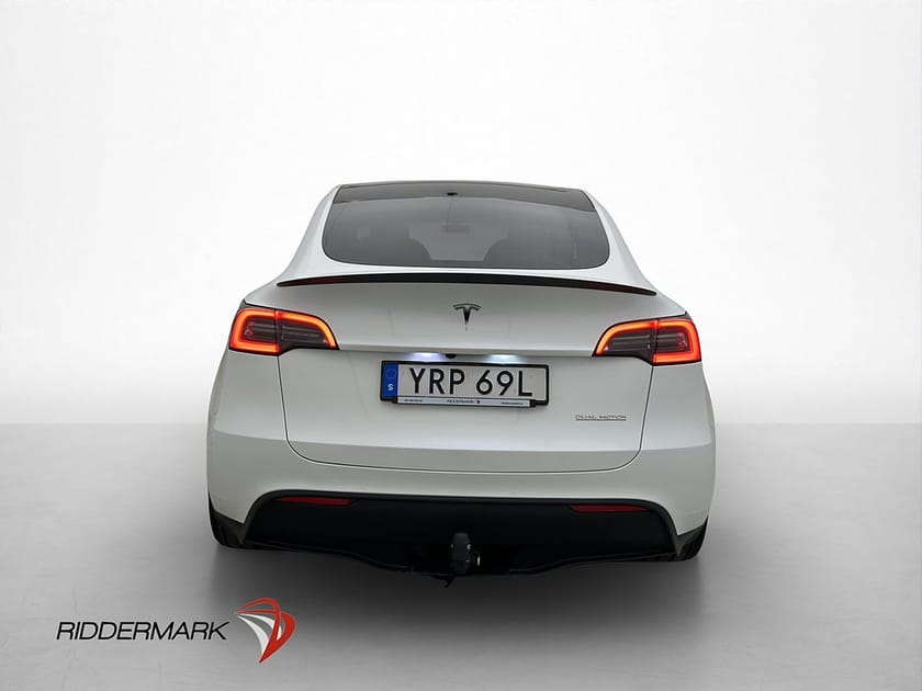 Bild 4 av Tesla Model Y Performance Autopilot Dragkrok MOMS