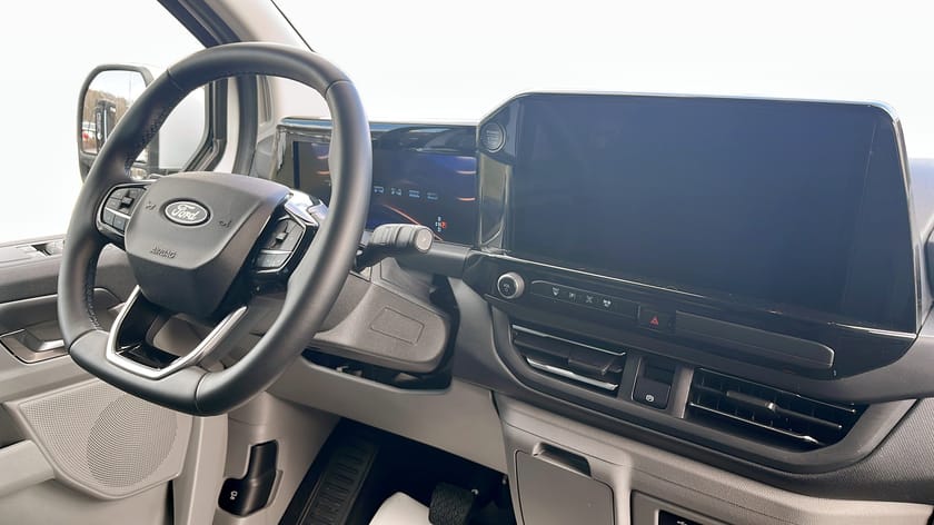 Bild 5 av Ford Tourneo Custom 340 Plug-in Hybrid Titanium Phev FWD Aut