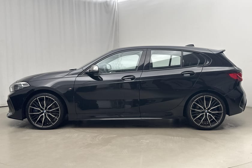 Bild 2 av BMW M135i xDrive