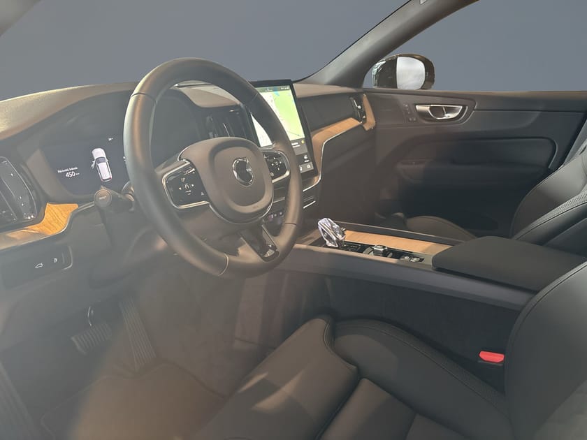 Bild 5 av Volvo XC60 T6 Plus Dark Nordic Edition//Drag//Teknikpaket//