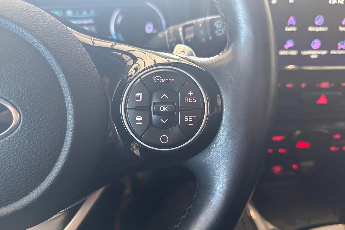 picture of a car