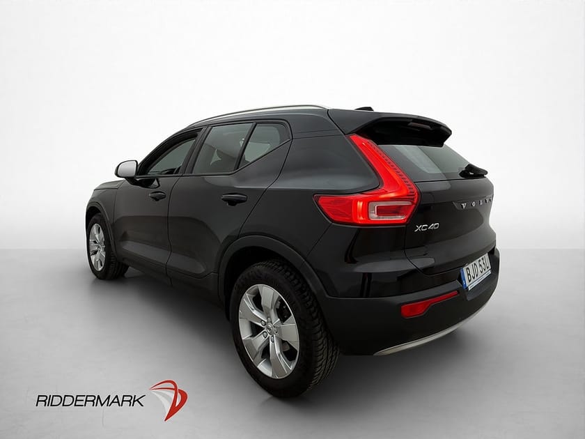 Bild 5 av Volvo XC40 T2 129hk Momentum Kamera Värmare VOC Farthållare