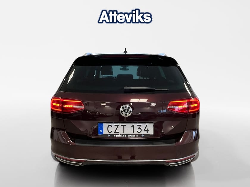 Bild 5 av Volkswagen Passat Sportscombi R-Line *Dragkrok/Backkamera*