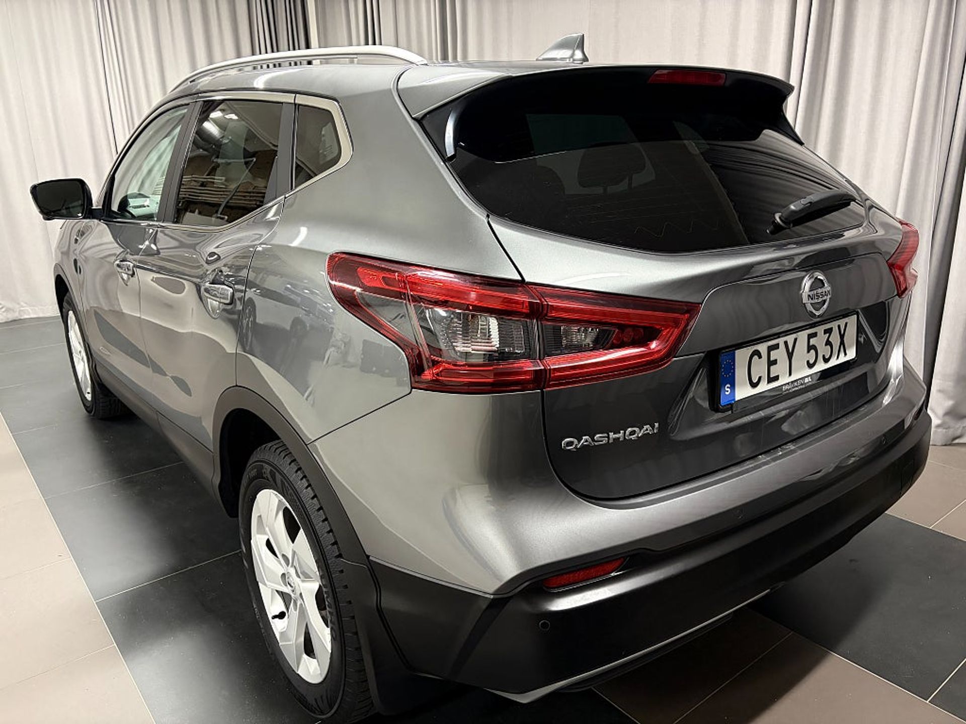 Nissan Qashqai 1.3 DIG-T Tekna Inkl 2019, bild 3/10