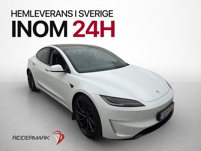 Bild 3 av Tesla Model 3 Performance Värmepump Autopilot Svensksåld