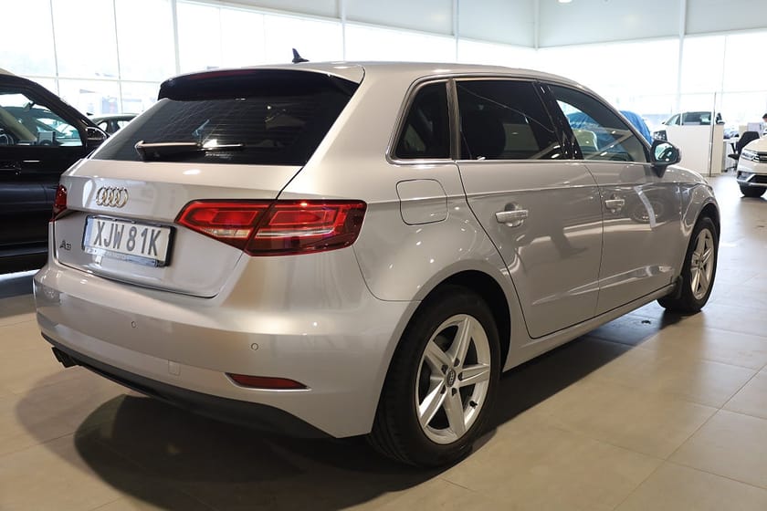 Bild 5 av Audi A3 Sportback 35 TFSI S Tronic Proline Navi Blåtand