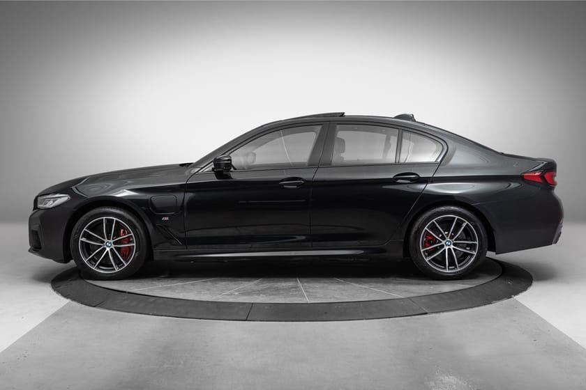 Bilde 2 av BMW 545e xDrive Sedan