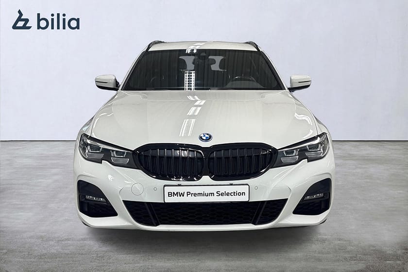 Bild 5 av BMW 330e xDrive Touring M-Sport | Rattv. | Drag | HiFi | 19"