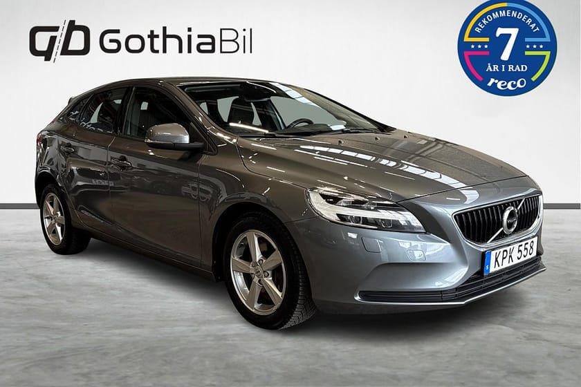 Bild 3 av Volvo V40 D3 Aut Momentum Värmare Backkamera Navi Farthållare VOC