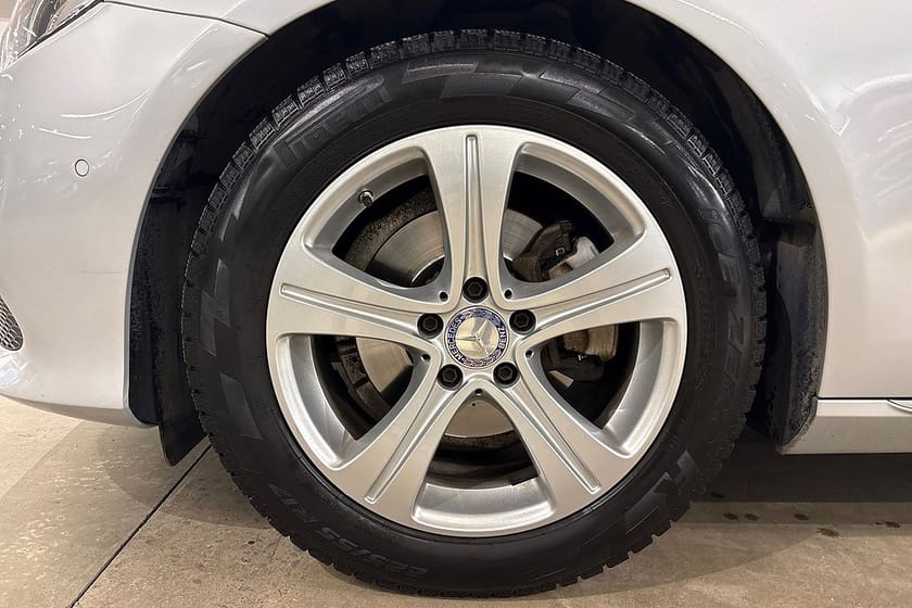 Bild 4 av Mercedes-Benz E 220 d