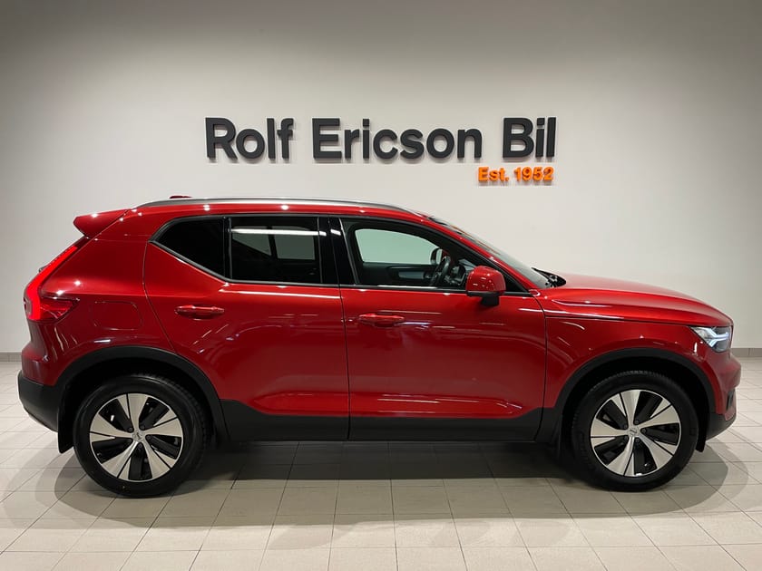 Bild 2 av Volvo XC40 B4 FWD Bensin Momentum Advanced Edt