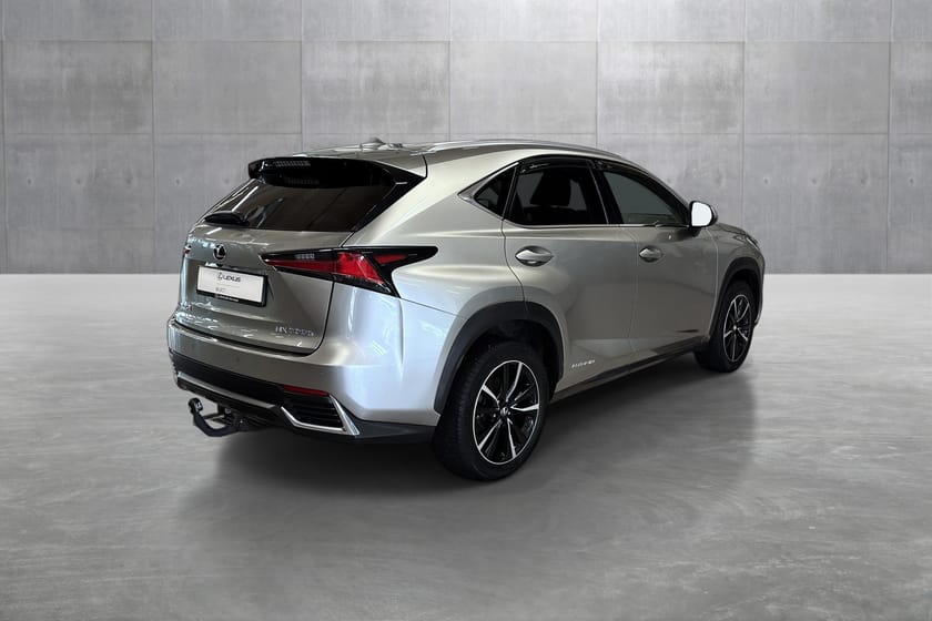 Bilde 5 av Lexus NX 300h AWD 2,5l Hybrid Luxury