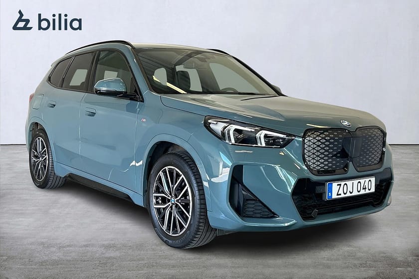 Bild 3 av BMW iX1 xDrive30 M Sport | Drag | Keyless | H/K |