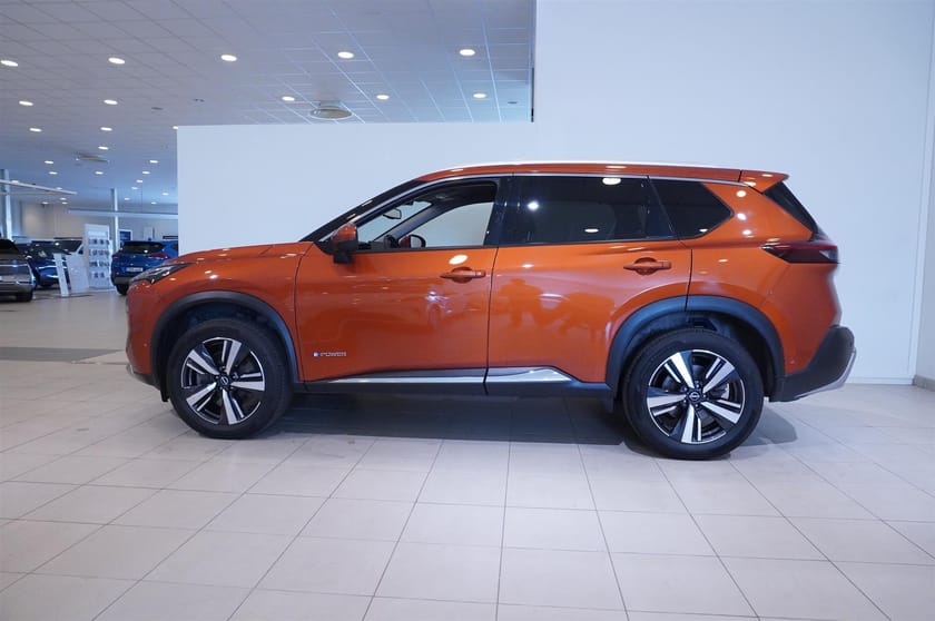 Bild 5 av Nissan X-Trail e-4ORCE E-4orce, 214hk Tekna, Navi, Keyless, 360 Kamera