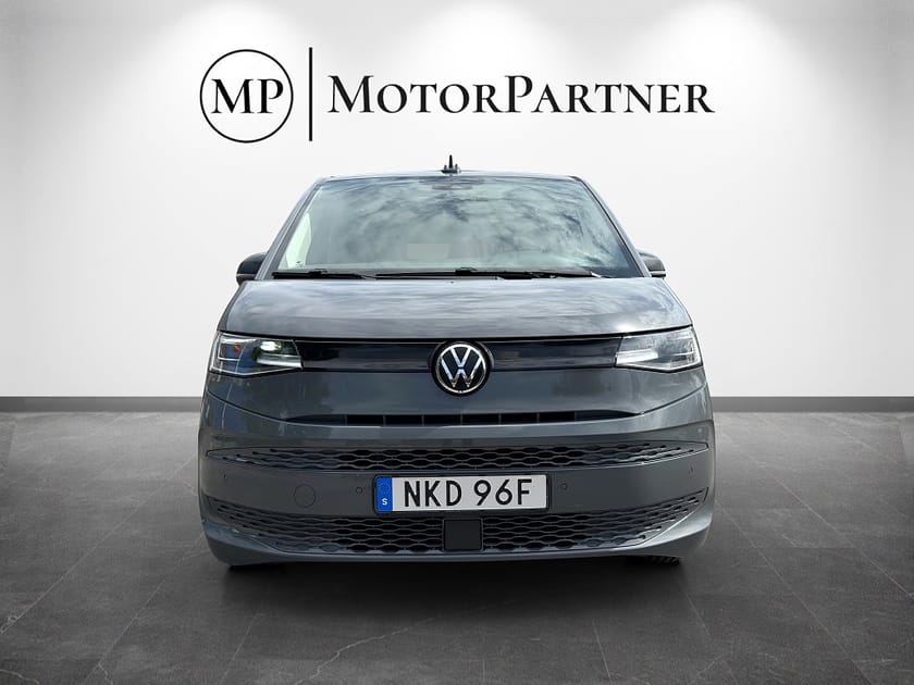 Bild 2 av Volkswagen Multivan eHybrid 1.4 TSI Plug-in Hybrid Panorama Kamera 7 Sits