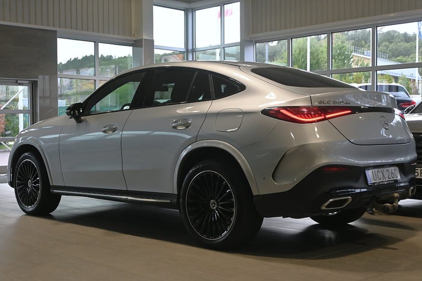 Bild 3 av Mercedes-Benz GLC 300 d e Coupé 4MATIC AMG PREMIUM PLUS BURMESTER DRAG