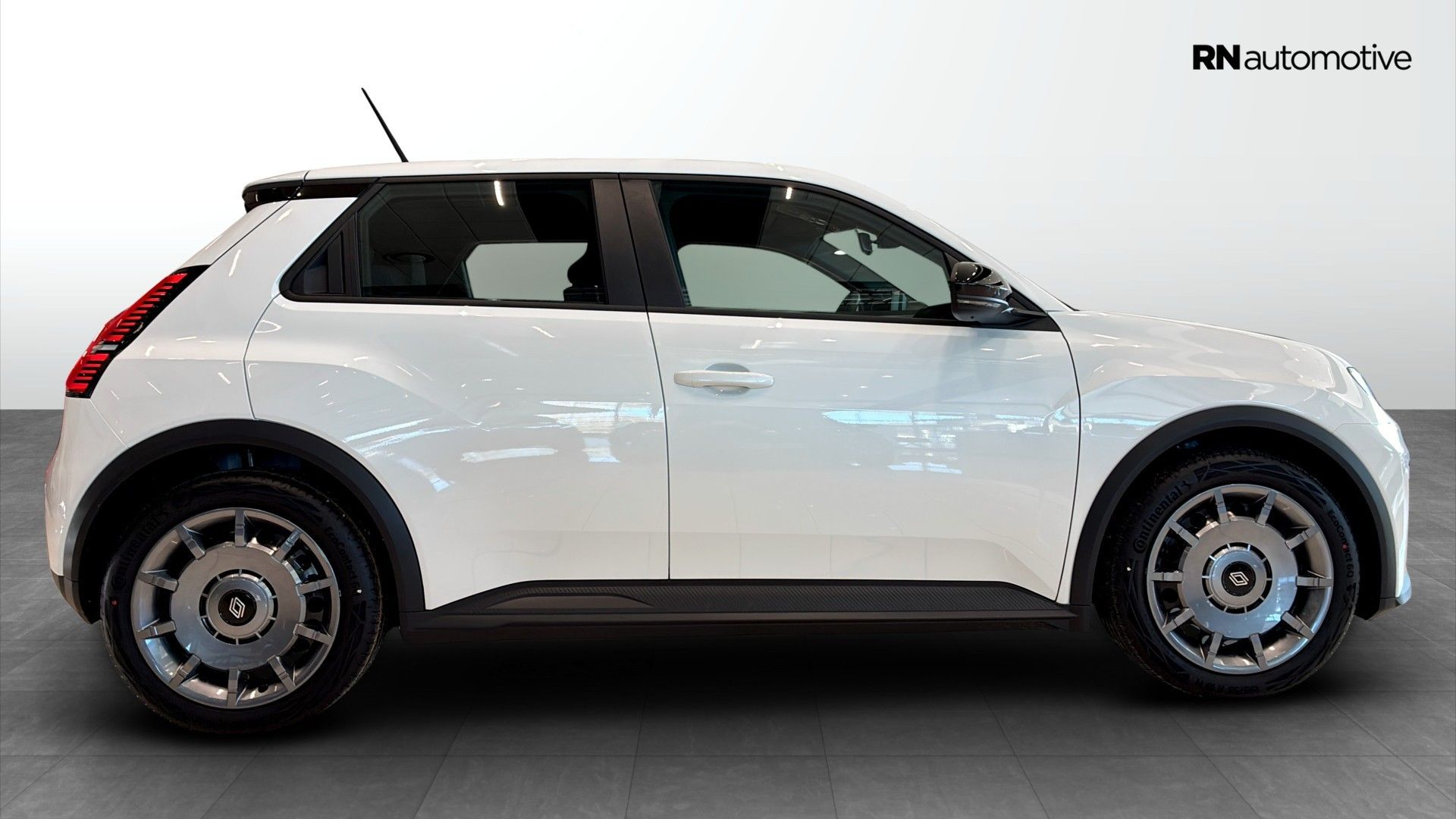 Renault 5 E-Tech 52 kWh 2027, bild 6/10