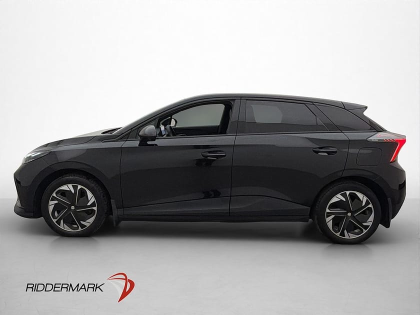 Bild 5 av MG 4 Electric Long Range 64 kWh Luxury Värmepump 360° Rattvärme MOMS