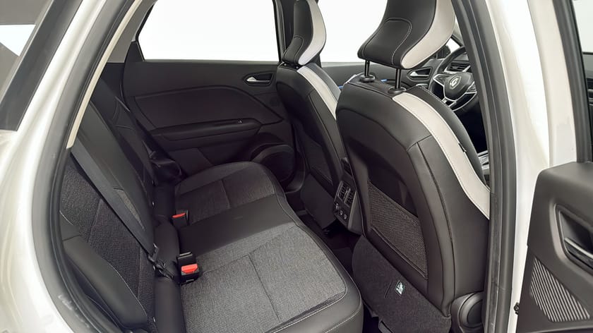 Bild 5 av Renault Captur E-TECH Plugin-Hybrid 160 