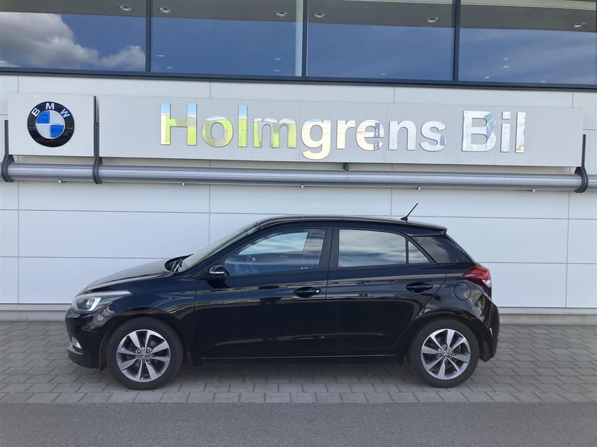 Bild 3 av Hyundai i20 1,4 101hk Premium ACC Farth Alu Sensorer