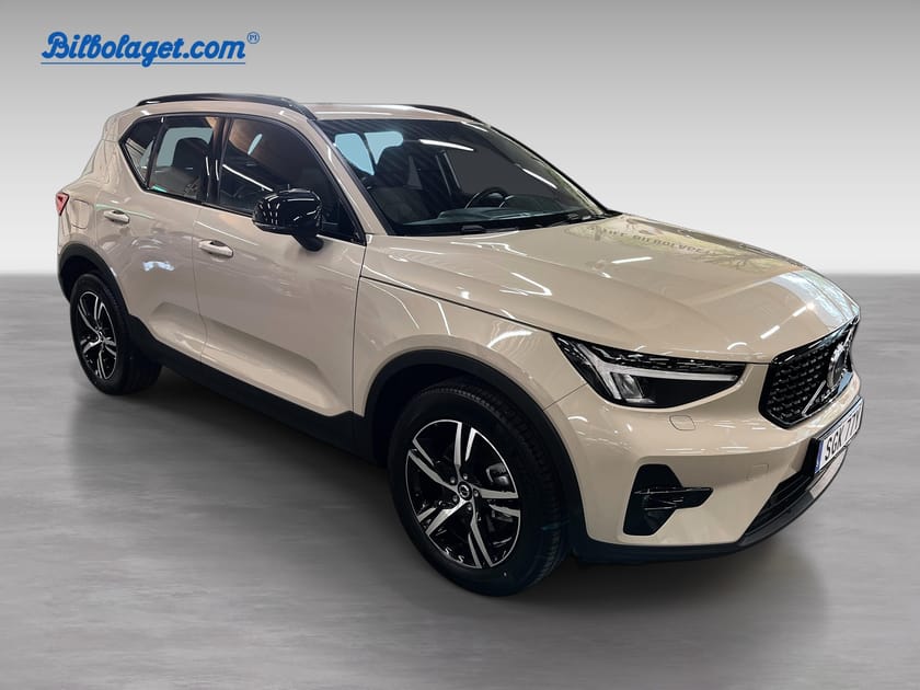 Bild 3 av Volvo XC40 B4 FWD Bensin Plus Dark