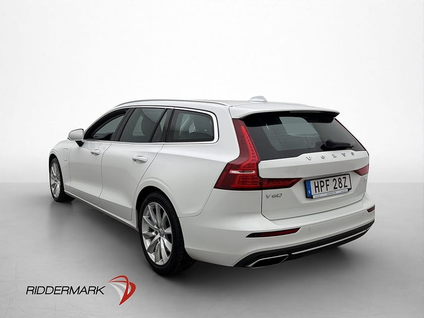 Bild 5 av Volvo V60 T8 AWD Inscription Värmare Orrefors Kamera Skinn