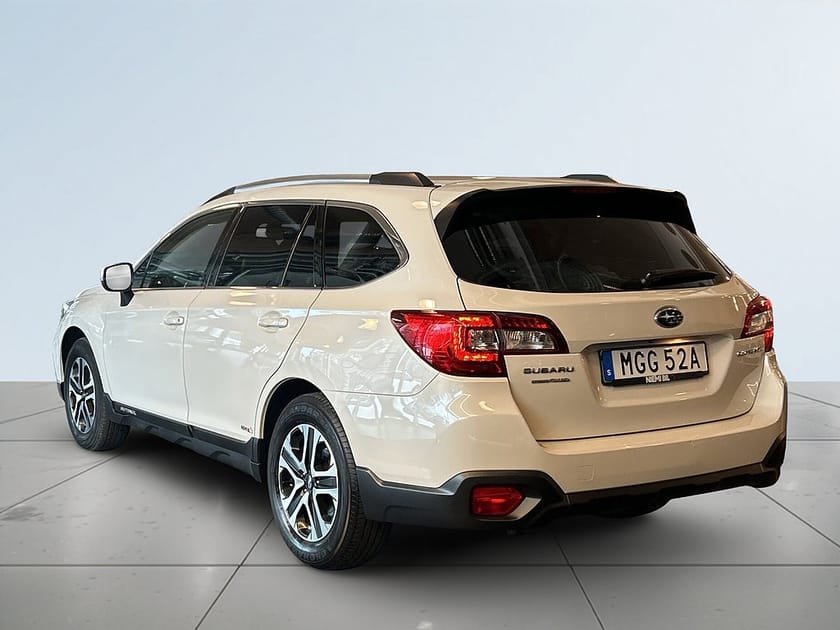 Bild 5 av Subaru Outback 2.5 4WD Lineartronic Skinn/Kamera/Ad.Fhåll/Carplay/SoV