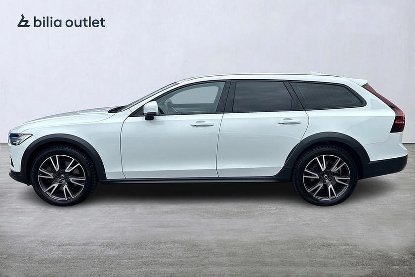 Bild 3 av Volvo V90 Cross Country B4 AWD Advanced Edition 197hk Drag Värmare Kamera BLIS