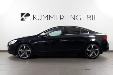 Volvo S60 D5 Manuell 215hk R-design Läder/18"/El stol/Dragkrok