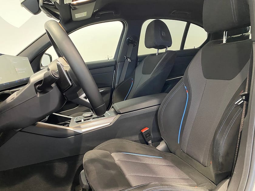 Bild 5 av BMW 330e xDrive Sedan M-Sport Adap* Farthållare Drag