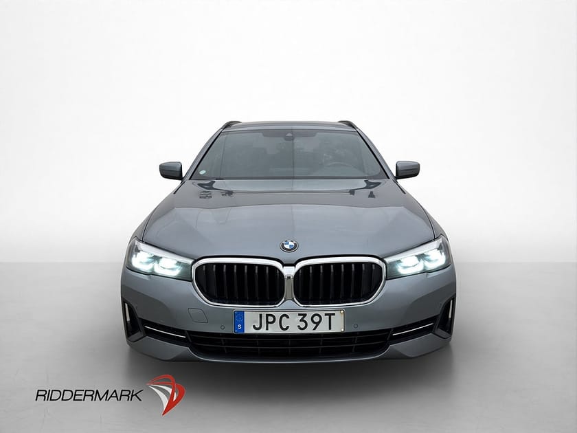 Bild 2 av BMW 530e Touring Skinn Drag Kamera CarPlay Komfortstolar Navi