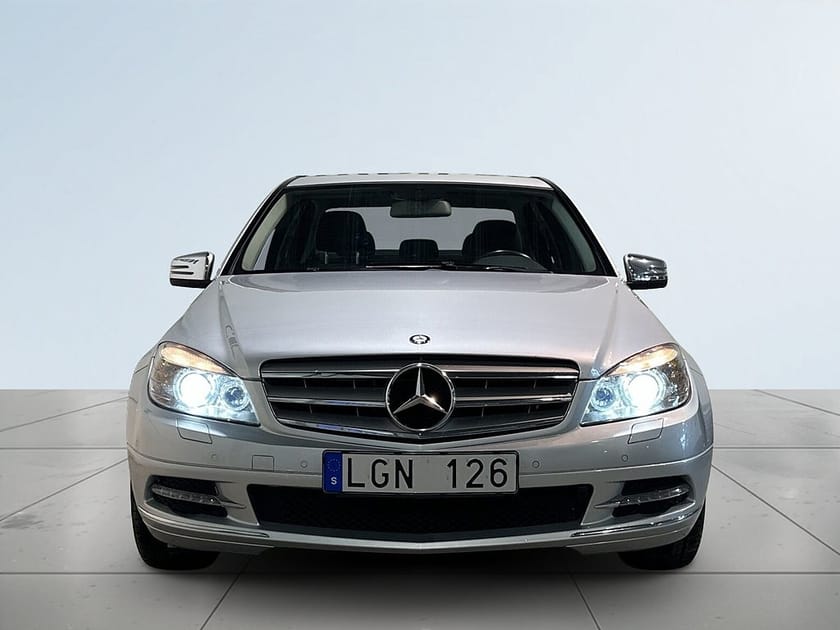 Bild 2 av Mercedes-Benz C 180 CGI BE 5G-Tronic Avantgarde Motorvärmare Psens SoV