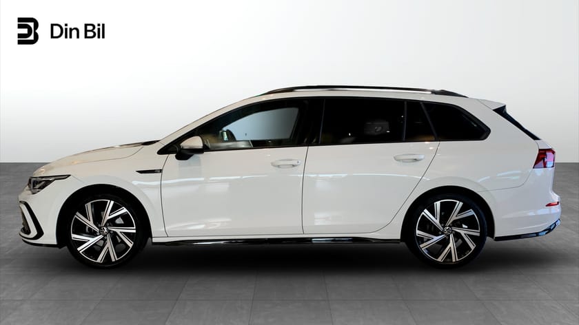 Bild 2 av Volkswagen Golf Sportscombi eTSI150 DSG R-Line Drag/P-värmare