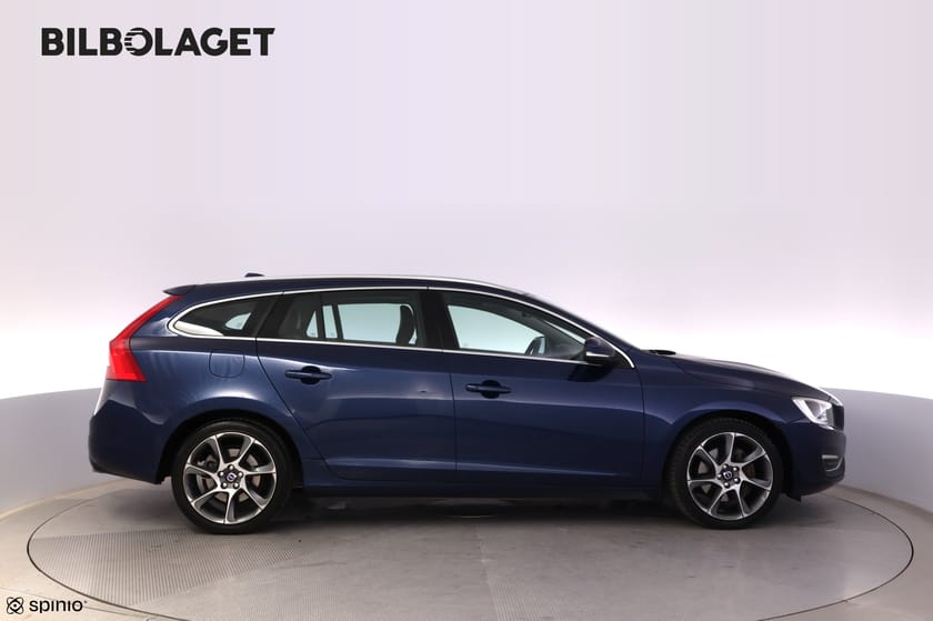 Bild 2 av Volvo V60 D4 AWD Ocean Race Business E