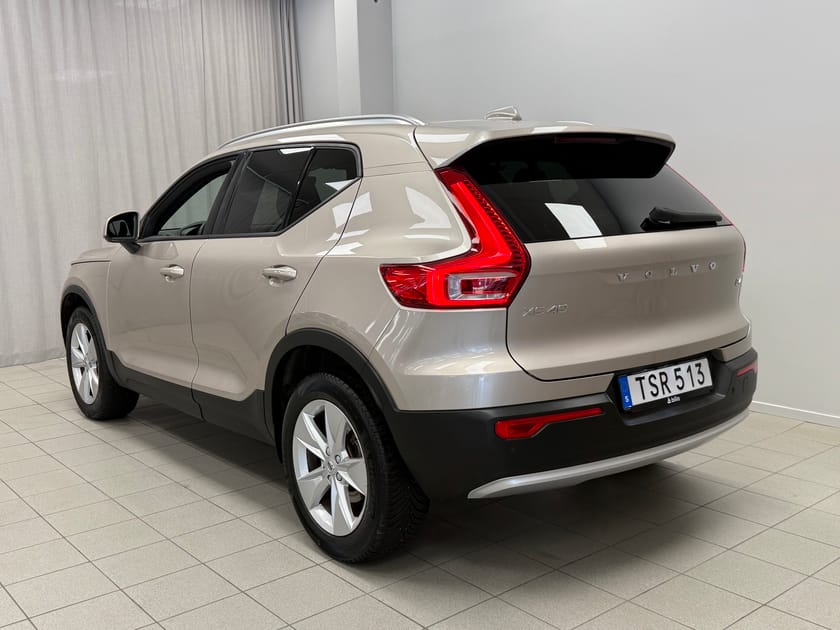 Bild 3 av Volvo XC40 B4 FWD Bensin Core SE II