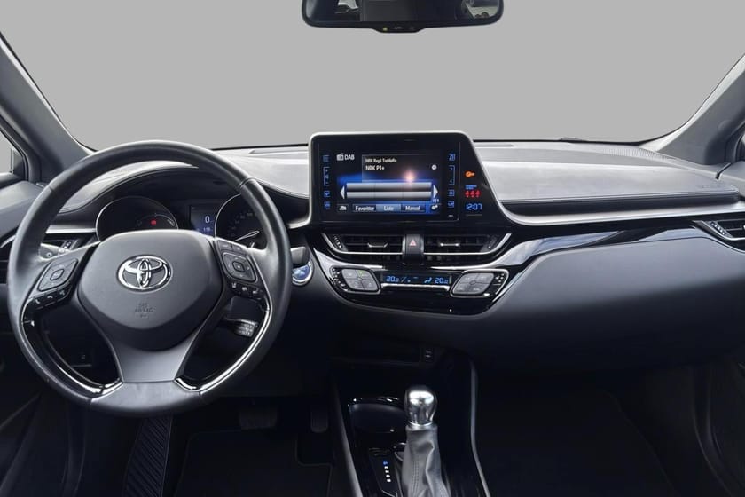 Bilde 3 av Toyota C-HR Hybrid 1.8 Lounge Tech Bi-Tone Alcantara. PEN BIL.