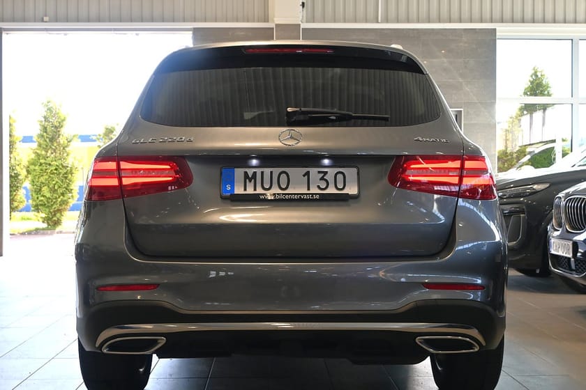 Bild 4 av Mercedes-Benz GLC 220 d 4MATIC AMG Line DRAGKROK