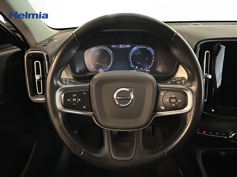 Bild 7 av 14 – Volvo XC40 T2 FWD Momentum