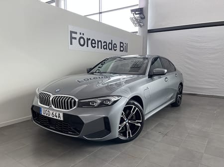 BMW 330e xDrive Sedan