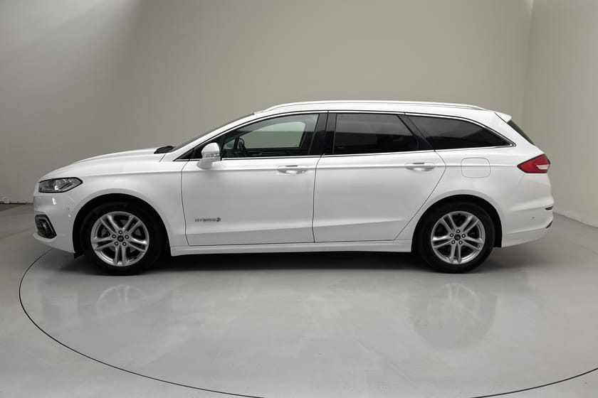 Bild 2 av Ford Mondeo Kombi Hybrid 2.0 HEV 187hk Titanium Komfortpaket
