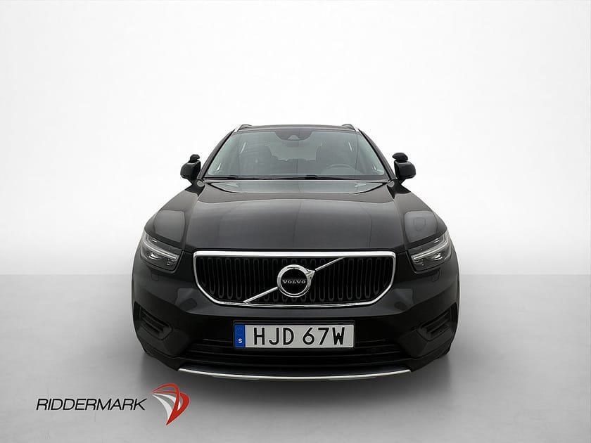 Bild 2 av Volvo XC40 T2 129hk Momentum Kamera Värmare CarPlay VOC
