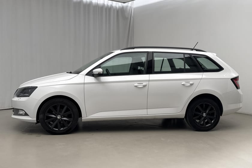 Bild 2 av Škoda Fabia Kombi 1.0 TSI (95hk) Style CarPlay Nyservad