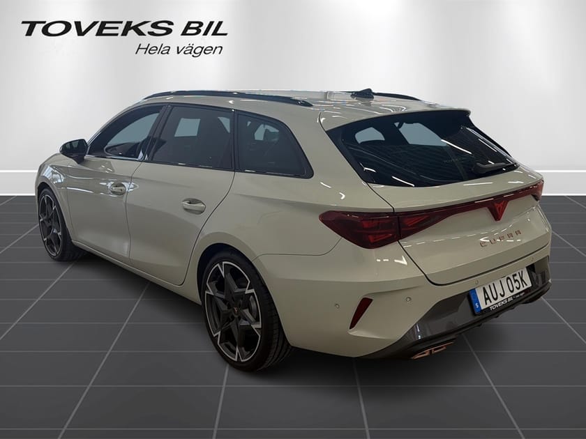 Bild 5 av CUPRA Leon Sportstourer VZ e-Hybrid SP1.5 272 HK 124KM PÅ EL