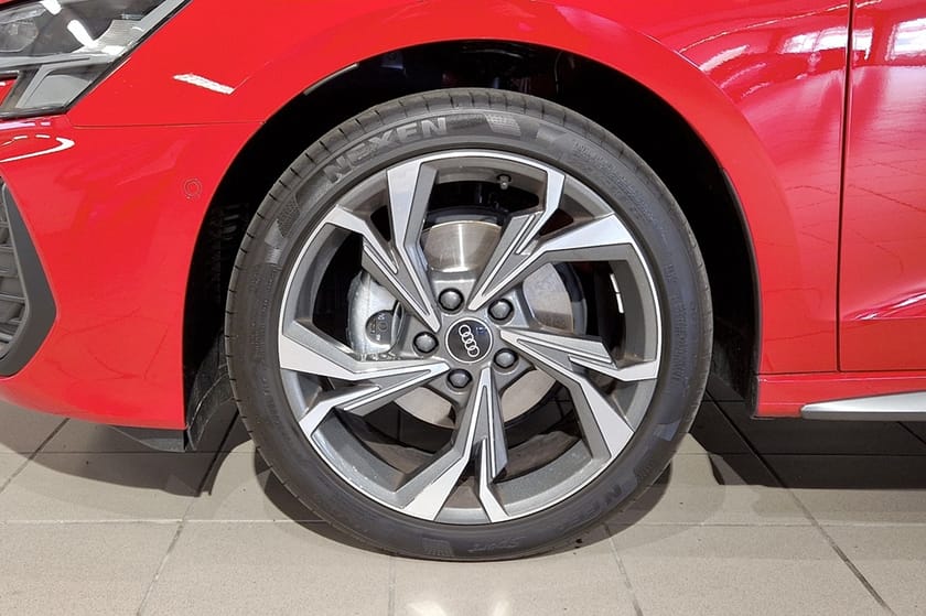 Bild 3 av Audi A3 Sportback 35 TFSI SB | S line | Backkamera | Navi | Adapt f. | 18" |