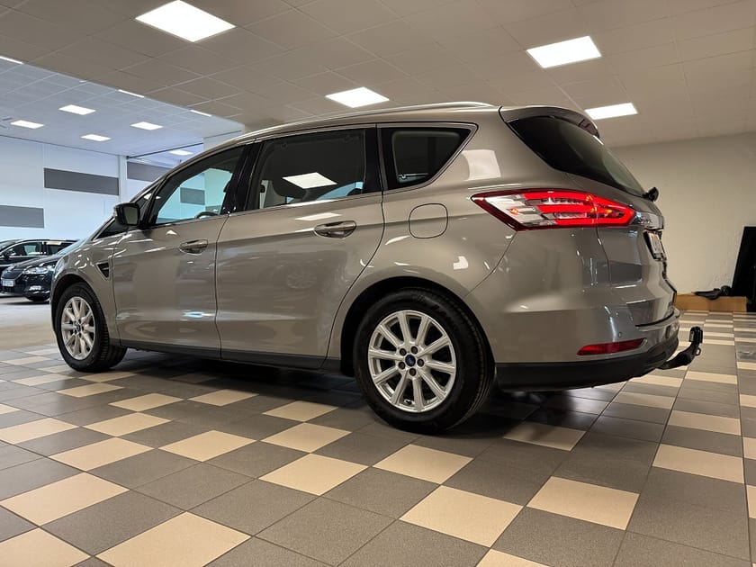 Bild 5 av Ford S-Max 1.5 EcoBoost Business 7-sits Drag App-Connect Värmare